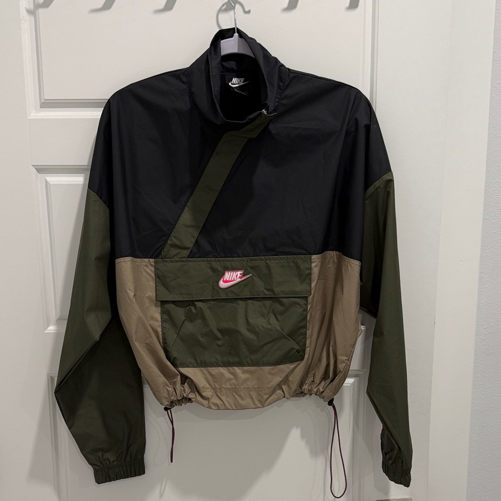 Nike Men's Black, Olive, and Tan Windbreaker